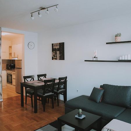 Apartment Nika, Arena Загреб Екстериор снимка