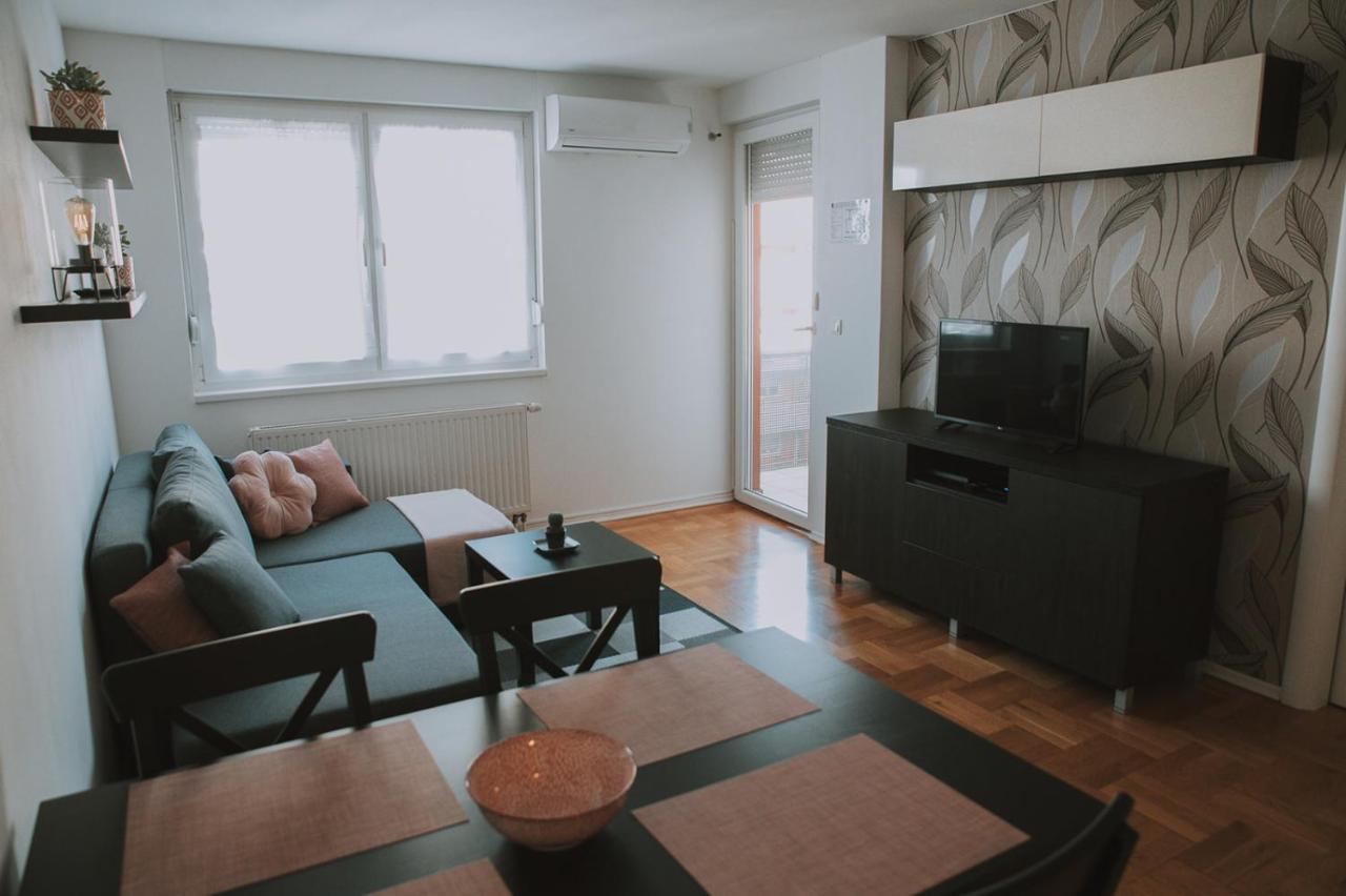 Apartment Nika, Arena Загреб Екстериор снимка